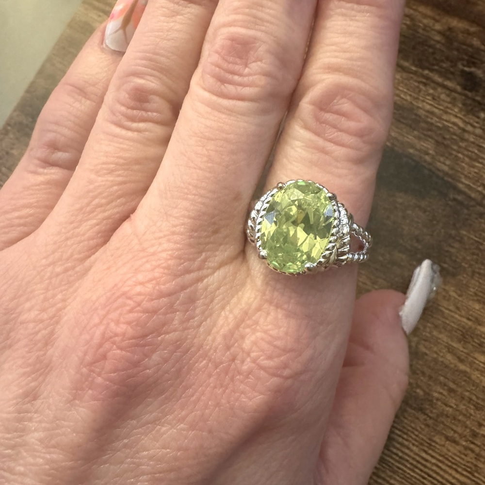 Rhinestone ring